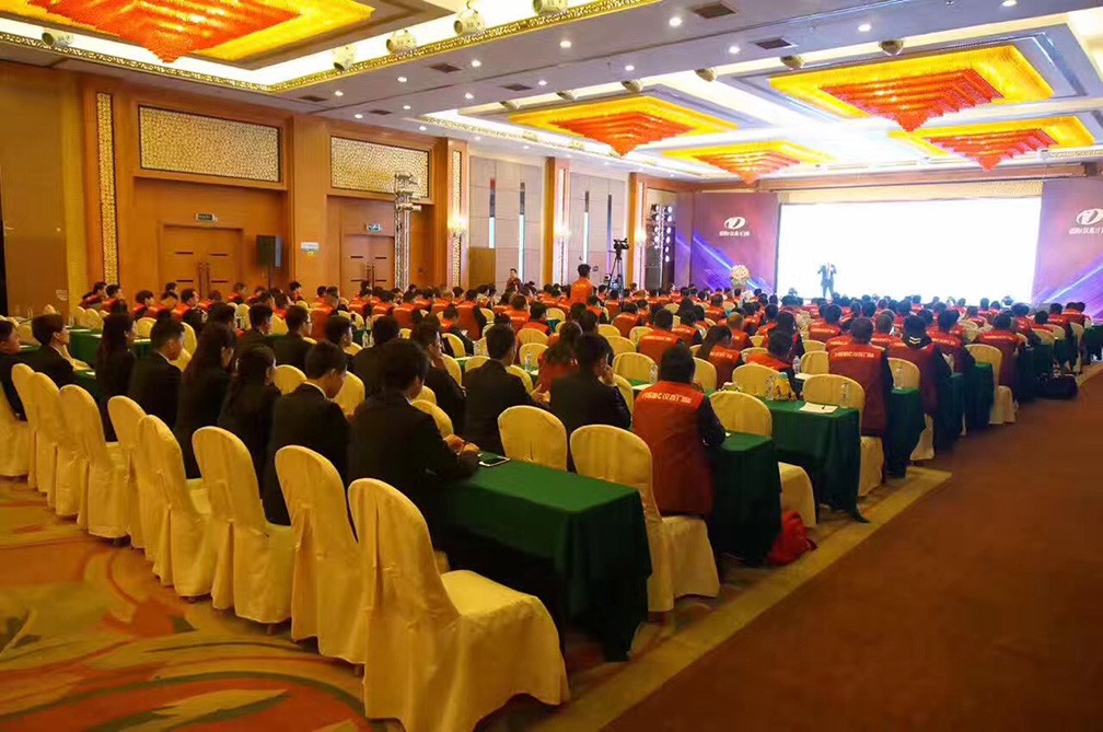 巨頭加速入局 互聯網家裝行業能否企穩回升?